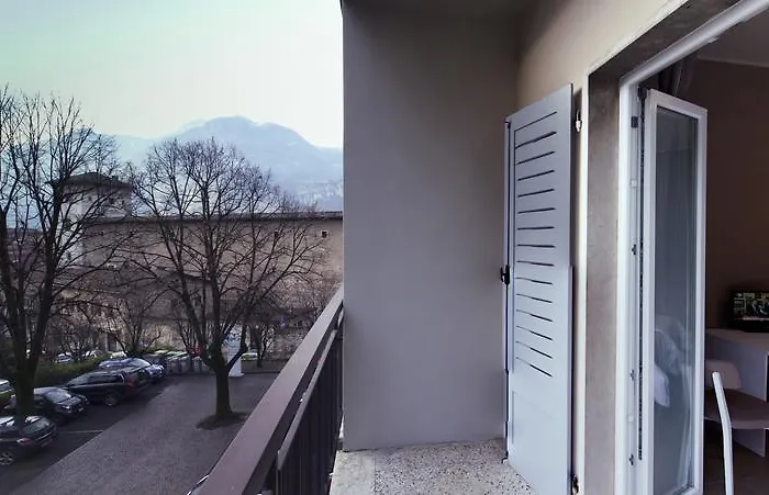 Rachele 3* טרנטו